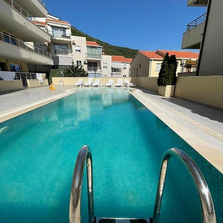 Charm Apartment Petrovac Ngoại thất bức ảnh