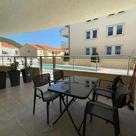 Charm Apartment Petrovac Ngoại thất bức ảnh