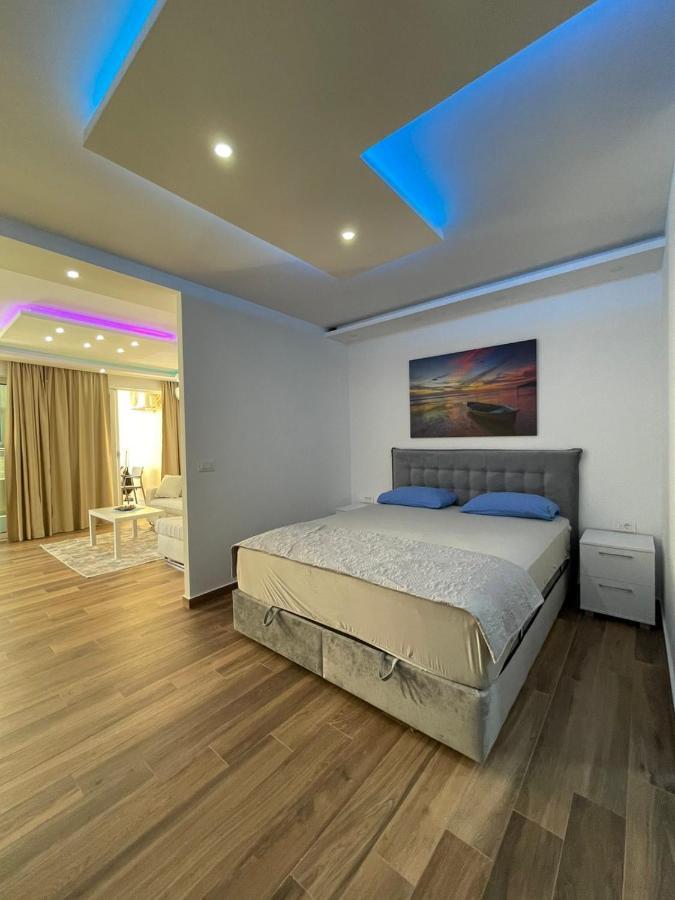 Charm Apartment Petrovac Ngoại thất bức ảnh