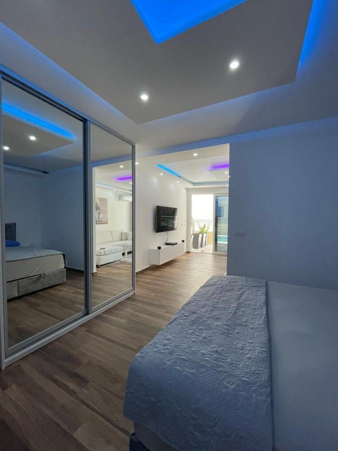 Charm Apartment Petrovac Ngoại thất bức ảnh