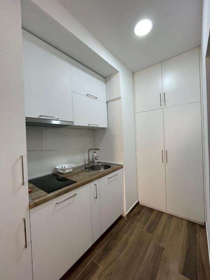 Charm Apartment Petrovac Ngoại thất bức ảnh